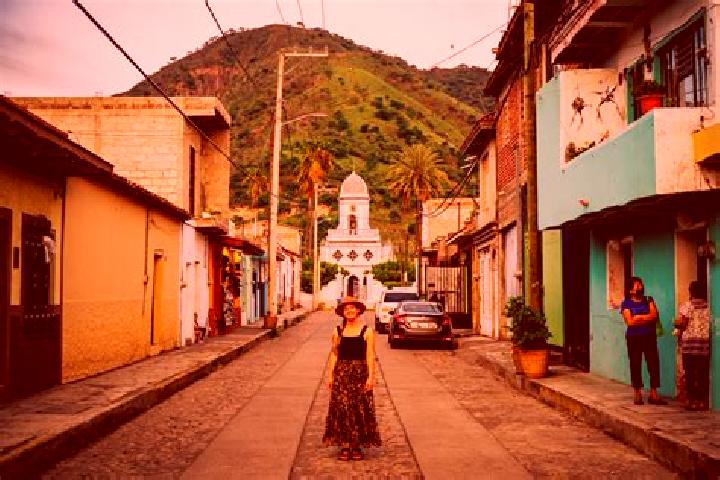 Lily, 37 — Escort in Jomulco, Mexico