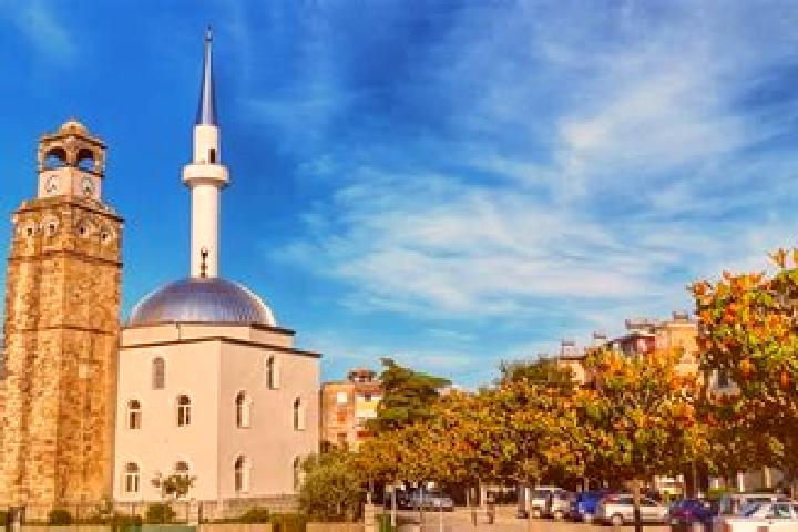 Lily, 37 — Escort in Peqin, Albania