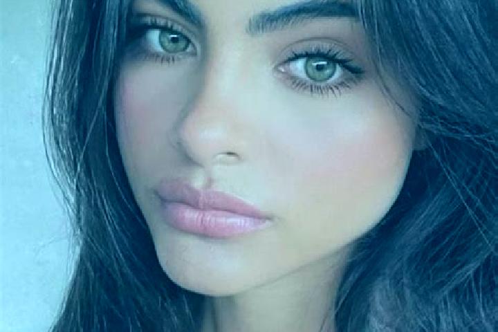 Lily, 38, a red green-eyed indian companion based in Asprokklisia. Offering Girlfriend Experience, Prostate Massage, Overnight, Erotic Massage, Domination. A...