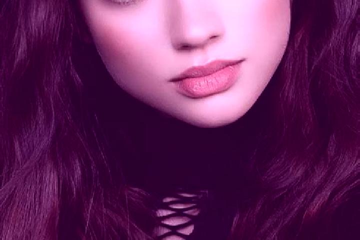 Lucy, 20, a auburn dark-eyed european companion based in Gondel. Offering GFE, Prostate Massage, OWO. Available for incall and outcall, day and evening dates.