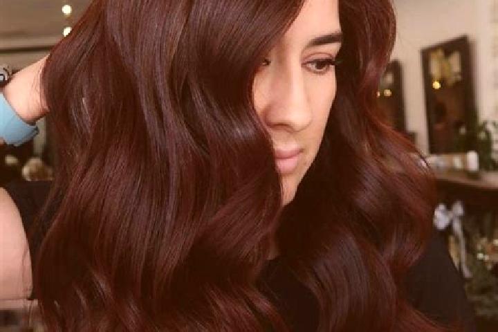 Lucy, 20, a auburn dark-eyed mixed companion based in Riace. Offering Dinner Date, Erotic Massage, Party Girl. Available for incall and outcall, day and even...