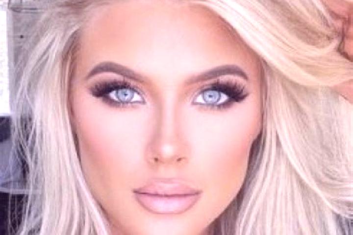 Lucy, 20, a platinum blonde dark-eyed mixed companion based in Sankt Englmar. Offering OWO, Couples. Available for incall and outcall, day and evening dates.