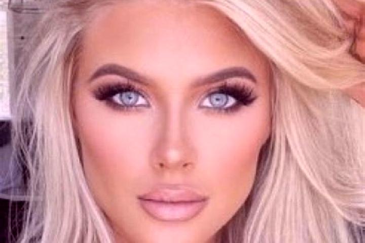 Lucy, 20, a platinum blonde grey-eyed mixed companion based in Dongwenquan. Offering OWO, CIM, GFE, Fetish. Available for incall and outcall, overnight booki...
