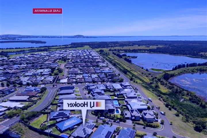 Lucy, 20 — Escort in Haywards Bay, Australia