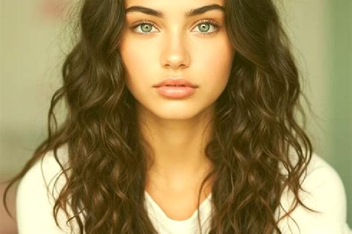Lucy, 21, a brunette dark-eyed mediterranean companion based in Hrusovany u Brna. Offering Domination, BDSM, 69, Party Girl, Prostate Massage. Available for ...