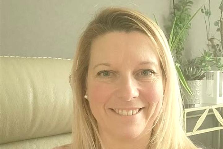 Lucy, 21 — Escort in Fournes-en-Weppes, France
