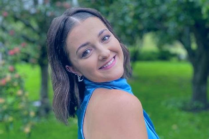 Lucy, 21 — Escort in Johnsonville, New Zealand