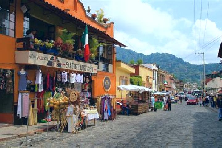 Lucy, 21 — Escort in Paramo de Morelos, Mexico
