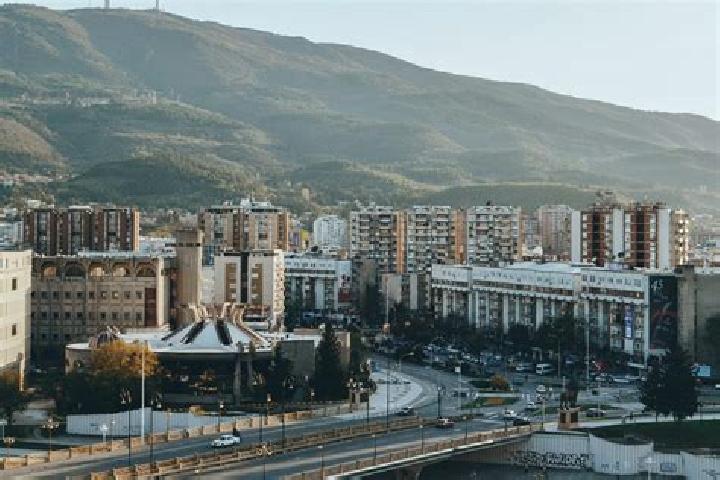 Lucy, 21 — Escort in Podmocani, North Macedonia
