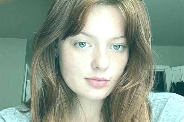 Lucy, 22, a auburn grey-eyed indian companion based in Al Karimah. Offering Erotic Massage, Couples, Massage, A-Level. Available for incall and outcall, day ...