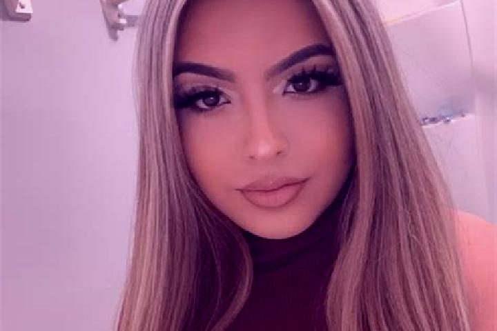 Lucy, 22, a blonde brown-eyed latina companion based in Wudui. Offering Striptease, A-Level, OWO, CIM. Available for incall and outcall, overnight bookings a...