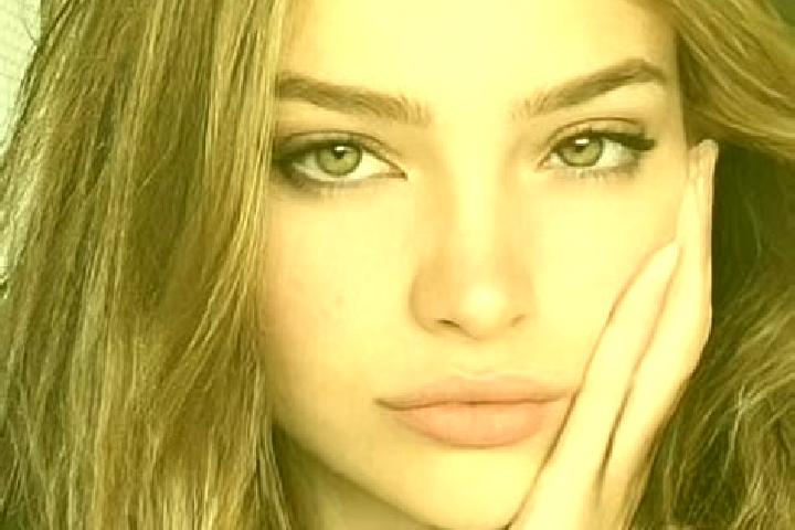 Lucy, 22, a dark blonde brown-eyed mediterranean companion based in Udobne. Offering Roleplay, Deep French Kissing, Party Girl. Available for incall and outc...