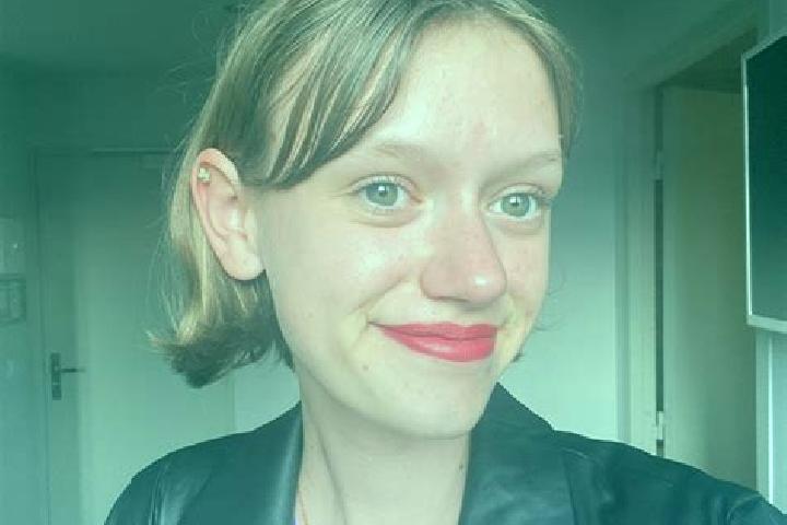 Lucy, 22 — Escort in Saint-Romain-de-Lerps, France