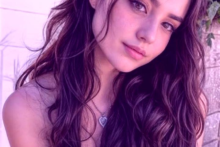 Lucy, 23, a chestnut hazel-eyed caribbean companion based in Huxingshan. Offering GFE, Striptease, BDSM. Available for incall and outcall, day and evening da...