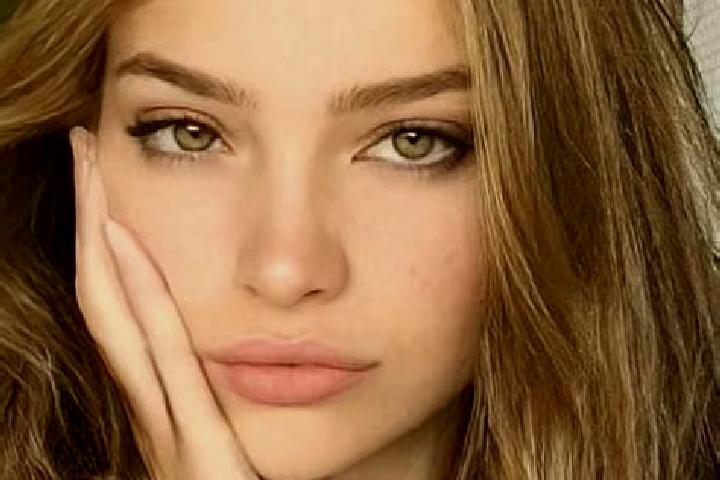 Lucy, 23, a red hazel-eyed slavic companion based in Stukovo. Offering Massage, Overnight, Couples, 69. Available for incall and outcall, day and evening dates.