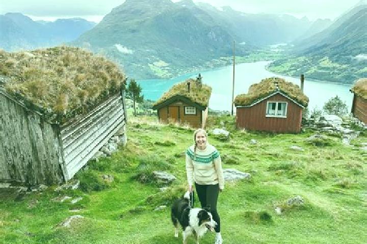 Lucy, 23 — Escort in Aursmoen, Norway