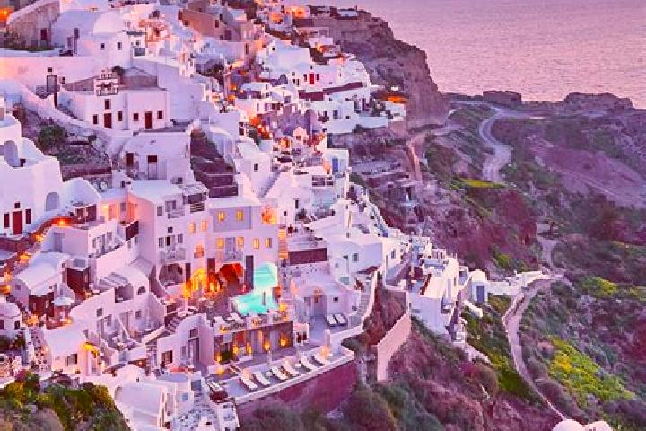 Lucy, 23 — Escort in Chrysochorafa, Greece