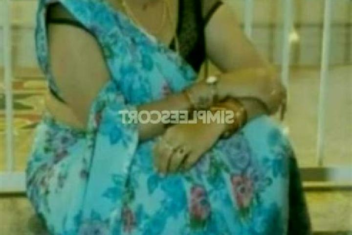 Lucy, 24 — Escort in Uppal Kalan, India