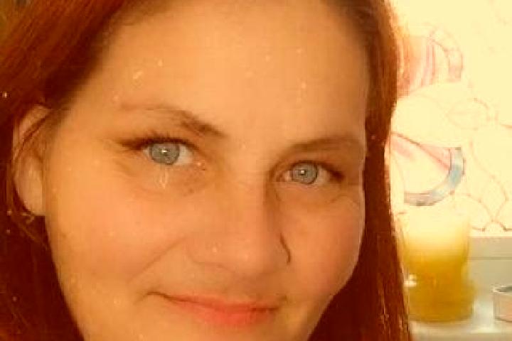 Lucy, 25, a red green-eyed mixed companion based in Dovzhansk. Offering Overnight, Travel Companion, Domination, Fetish, Dinner Date. Available for incall an...