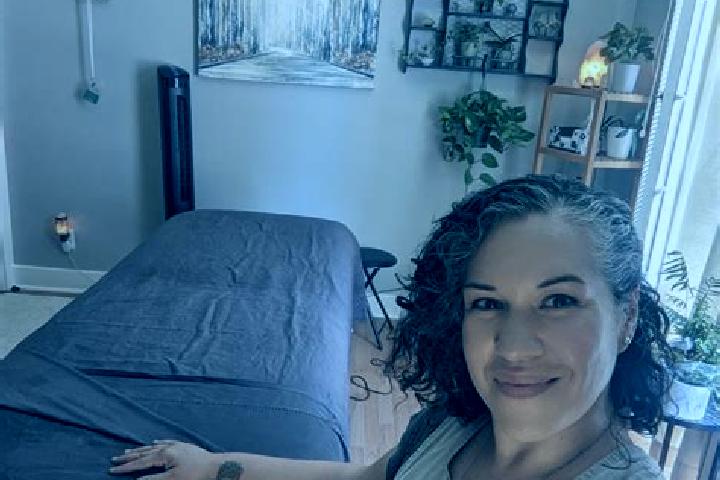 Lucy, 26, a chestnut hazel-eyed mixed companion based in Pieve a Nievole. Offering Erotic Massage, Tantra, Travel Companion. Available for incall and outcall...