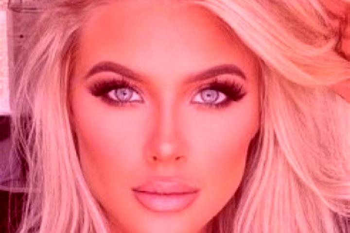 Lucy, 26, a platinum blonde brown-eyed caribbean companion based in Yaviza. Offering Tantra, 69, OWO. Available for incall and outcall, day and evening dates.