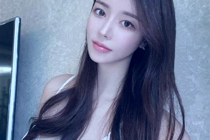 Lucy, 26 — Escort in Chenjiaba, China
