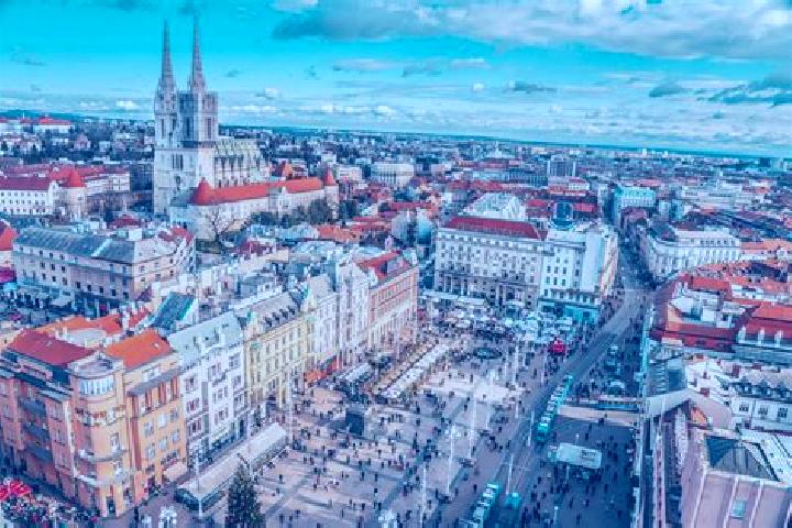 Lucy, 26 — Escort in Krauszow, Poland