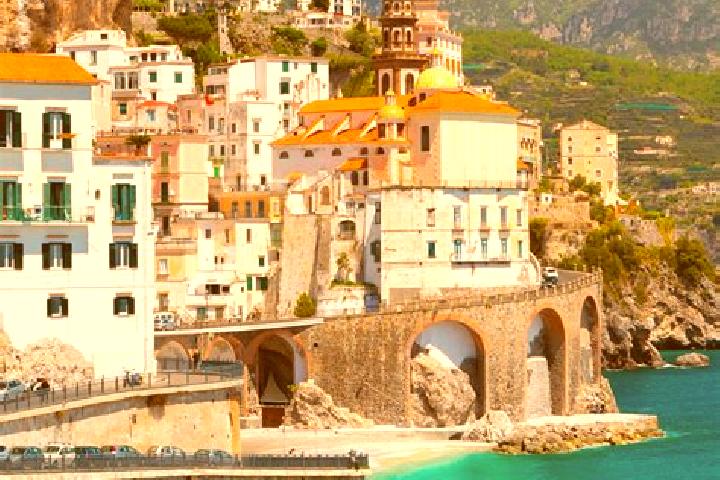 Lucy, 26 — Escort in Moruzzo, Italy