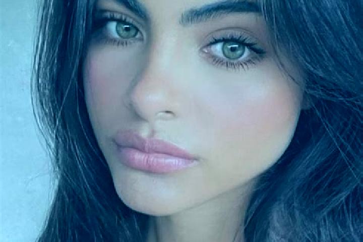 Lucy, 27, a blonde dark-eyed latina companion based in Sandown. Offering Couples, Prostate Massage, Overnight, Deep French Kissing, Dinner Date. Available fo...