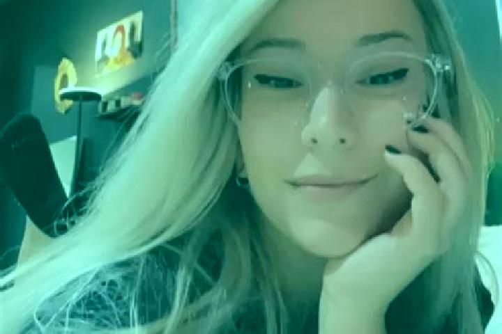 Lucy, 27, a blonde grey-eyed european companion based in Sant Agata sul Santerno. Offering Party Girl, Duos, Dinner Date. Available for incall and outcall, d...