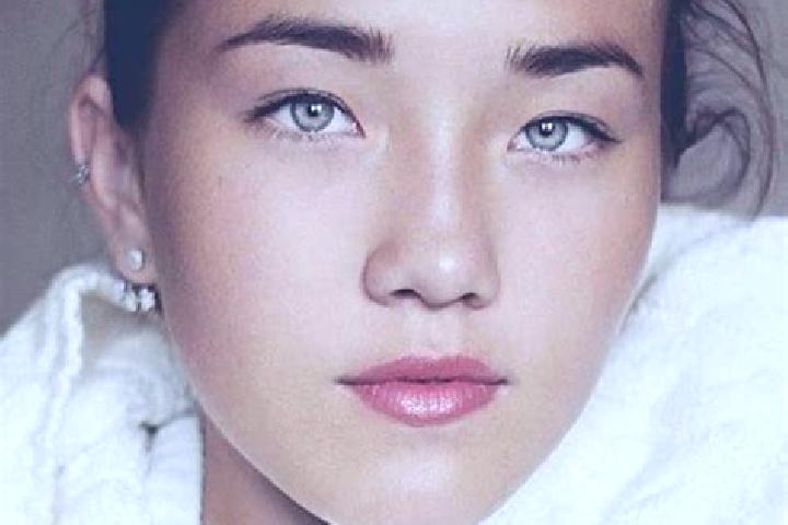 Lucy, 27, a brunette blue-eyed asian companion based in Arandu. Offering GFE, Erotic Massage, Deep French Kissing. Available for incall and outcall, day and ...