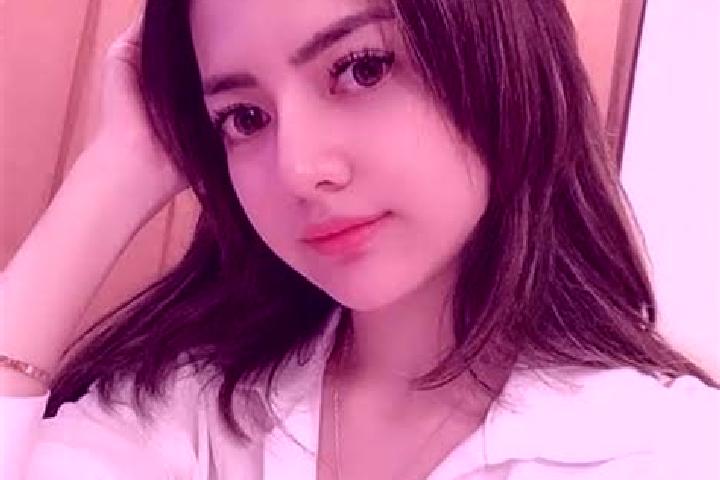Lucy, 27 — Escort in Sungaibali, Indonesia