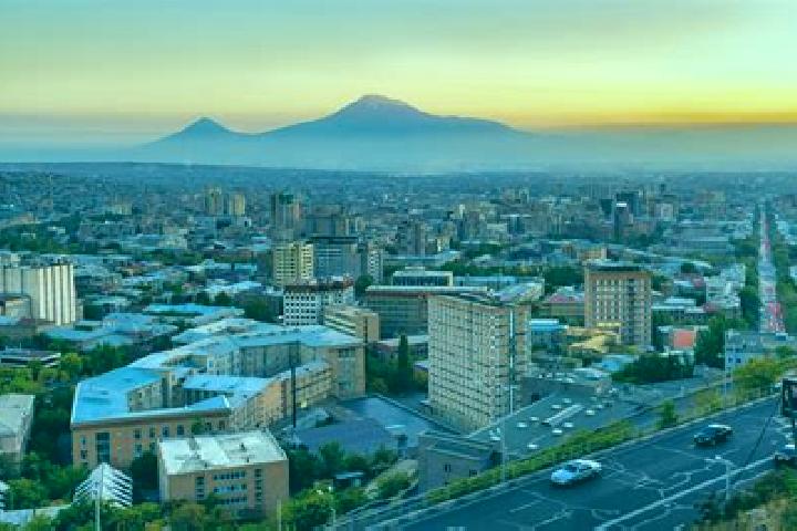 Lucy, 27 — Escort in Zolakar, Armenia