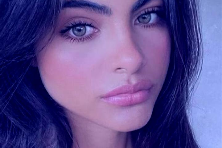 Lucy, 28, a dark blonde dark-eyed indian companion based in Fairbank. Offering Fetish, Travel Companion, Striptease. Available for incall and outcall, day an...