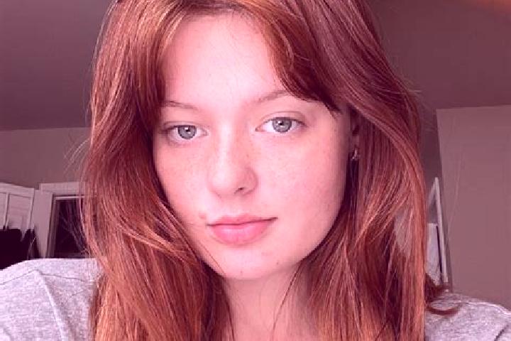 Lucy, 28, a red grey-eyed mixed companion based in Kassiguie. Offering CIM, Tantra. Available for incall and outcall, overnight bookings available.