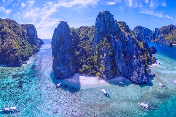 Lucy, 28 — Escort in Ganassi, Philippines
