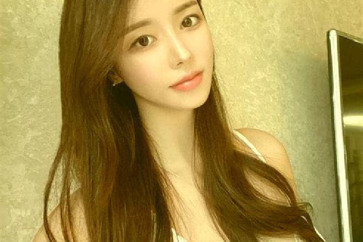 Lucy, 28 — Escort in Qingdeli, China