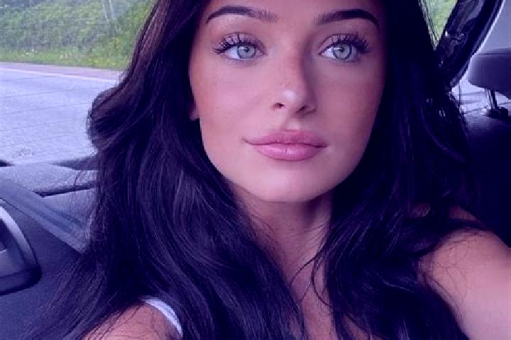 Lucy, 29, a black green-eyed caucasian companion based in Naigarhi. Offering OWO, A-Level, Girlfriend Experience, BDSM. Available for incall and outcall, day...