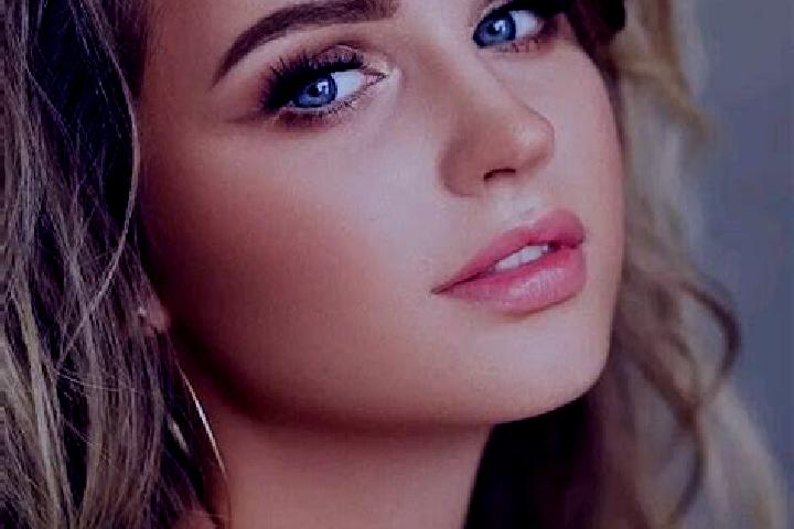 Lucy, 29, a dark blonde blue-eyed indian companion based in Yelkino. Offering Striptease, Overnight, Roleplay, Erotic Massage. Available for incall and outca...