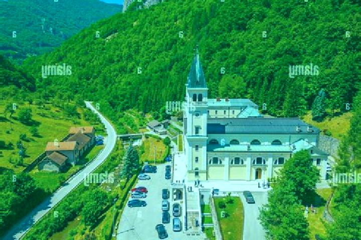 Lucy, 29 — Escort in Kakanj, Bosnia and Herzegovina