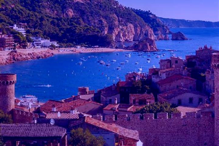 Lucy, 29 — Escort in Torremontalbo, Spain
