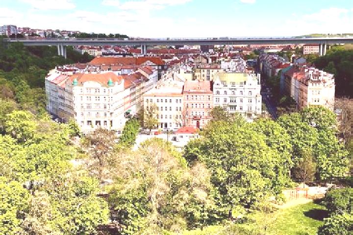 Lucy, 30 — Escort in Malesice, Czech Republic