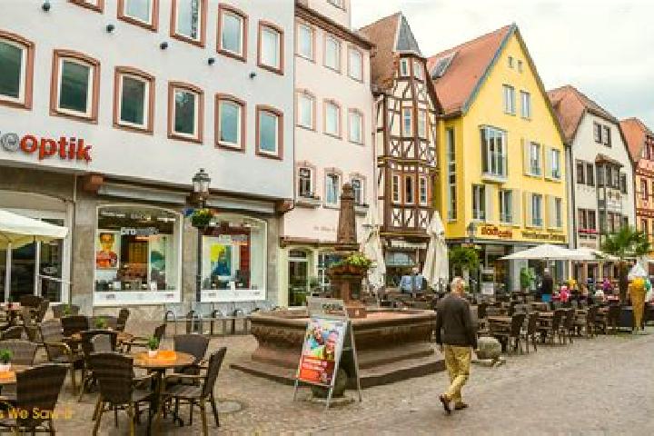 Lucy, 30 — Escort in Worth am Main, Germany