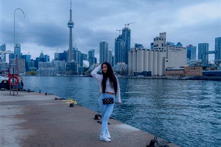 Lucy, 31 — Escort in Toronto, Canada