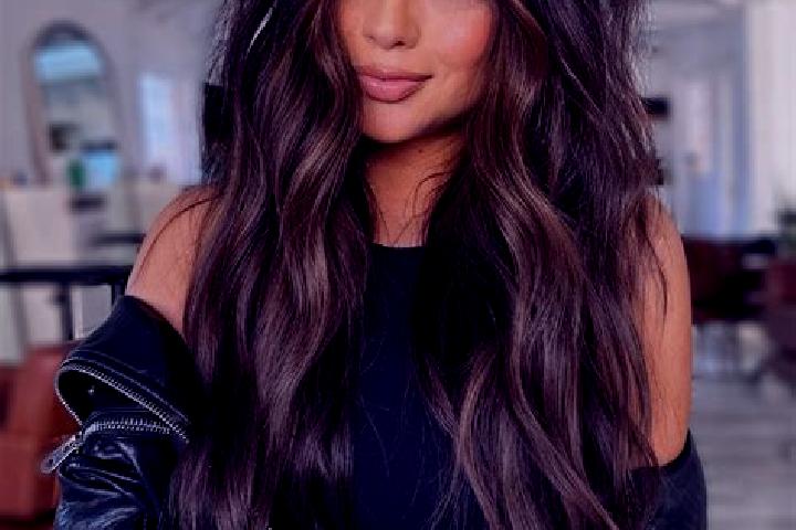 Lucy, 32, a brunette dark-eyed indian companion based in Meinedo. Offering Massage, Erotic Massage, Prostate Massage. Available for incall and outcall, overn...