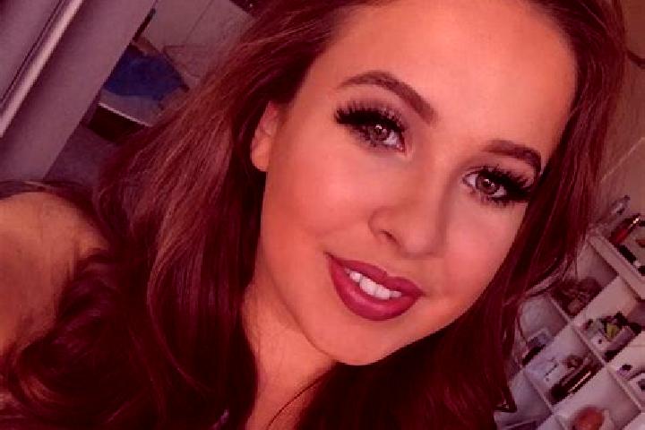 Lucy, 32, a brunette grey-eyed european companion based in Schwerte. Offering Massage, A-Level, Party Girl. Available for incall and outcall, day and evening...