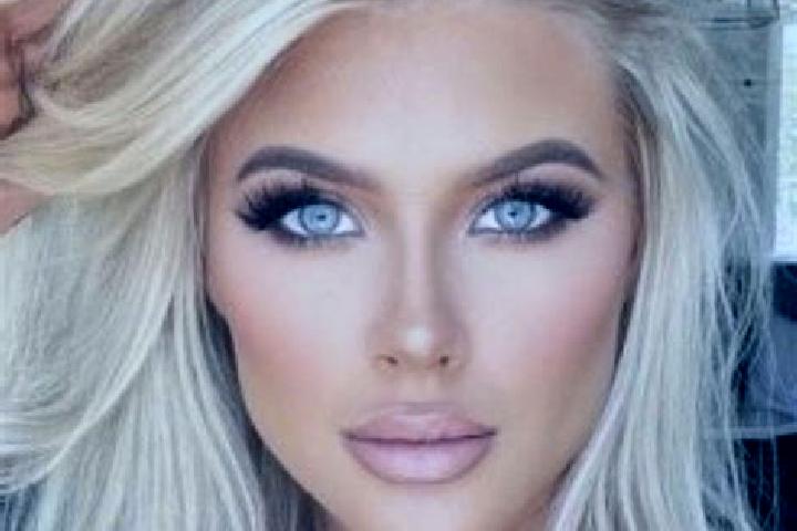 Lucy, 32, a platinum blonde grey-eyed latina companion based in Whitwell. Offering Overnight, Domination, Massage. Available for incall and outcall, day and ...