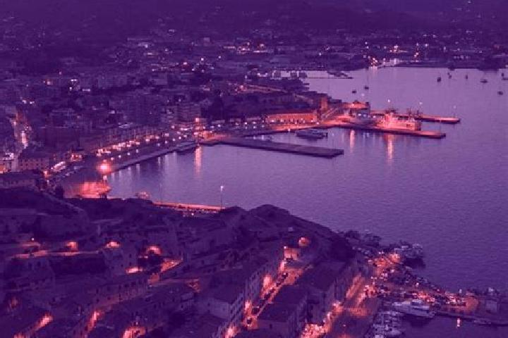 Lucy, 32 — Escort in Livorno Ferraris, Italy