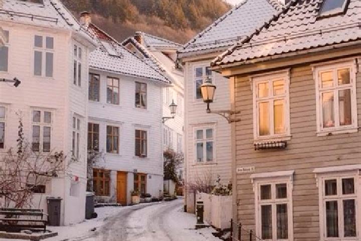 Lucy, 32 — Escort in Loding, Norway