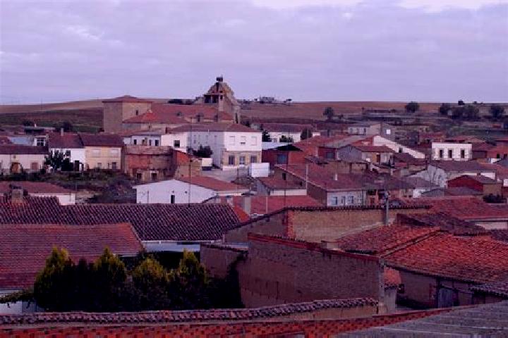 Lucy, 32 — Escort in Santa Clara de Avedillo, Spain
